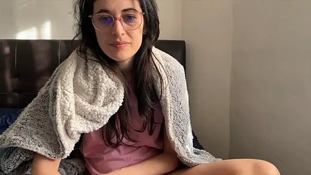 Lunaabbey online show from 23, 2, 2026