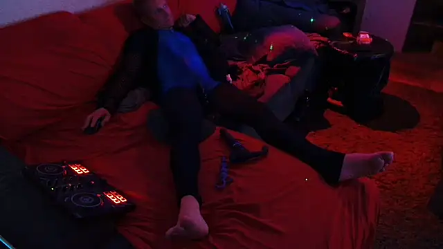 Snapshot of davidgntxxxxx chatting on 1, 2, 2026 davidgntxxxxx online show from 1, 2, 2026