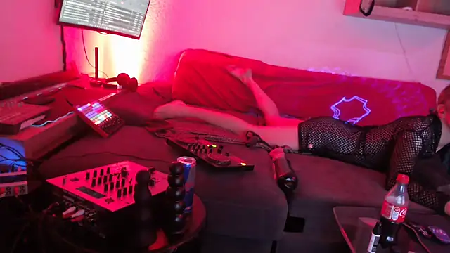 Snapshot of davidgntxxxxx chatting on 1, 3, 2026 davidgntxxxxx online show from 1, 3, 2026