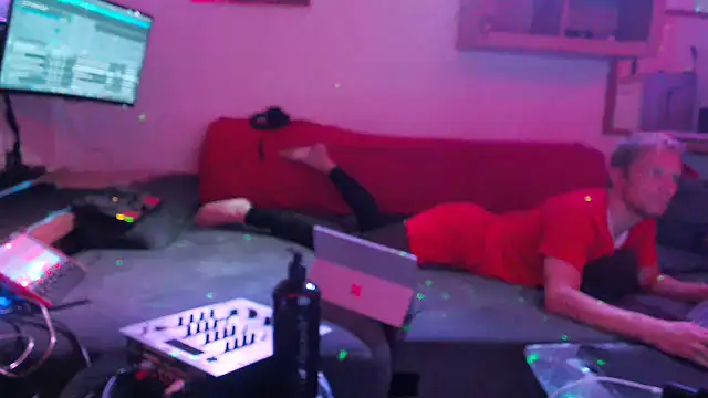 Snapshot of davidgntxxxxx chatting on 19, 2, 2026 davidgntxxxxx online show from 19, 2, 2026