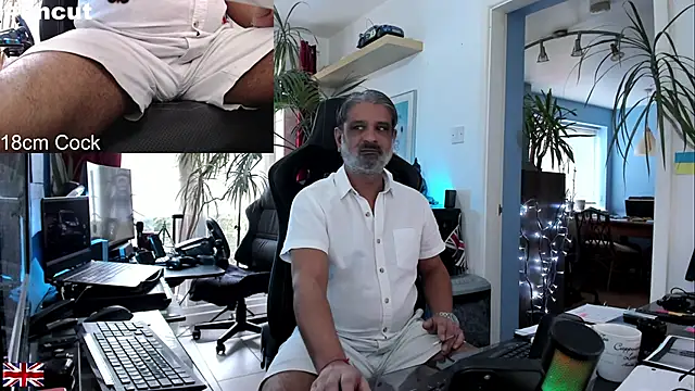 OnlineBossUK online show from 4, 10, 2025