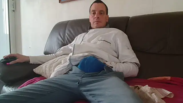 cloupefun online show from 2, 4, 2026