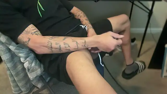 Snapshot of ANAKONDA_KIING chatting on 3, 12, 2024 ANAKONDA KIING online show from 3, 12, 2024