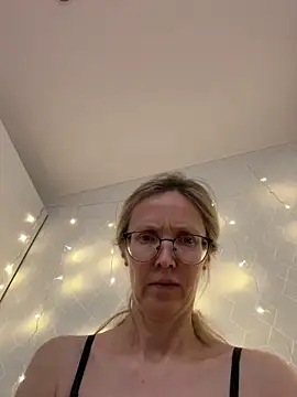 angelmommu online show from 23, 2, 2026