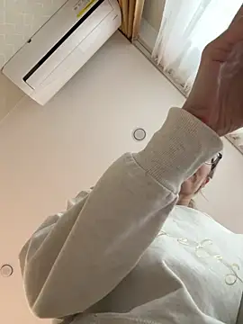 angelmommu online show from 1, 4, 2026