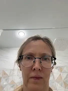 angelmommu online show from 4, 4, 2026