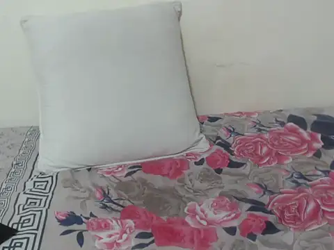 Snapshot of queen__ebony chatting on 1, 3, 2025 queen ebony online show from 1, 3, 2025