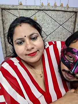 MOM-SUN-COUPLE online show from 9, 3, 2025