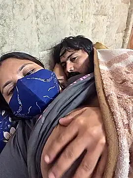 MOM-SUN-COUPLE online show from 6, 10, 2025