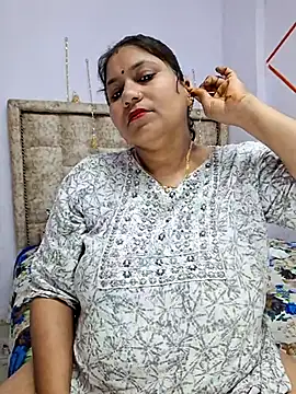 MOM-SUN-COUPLE online show from 12, 3, 2025