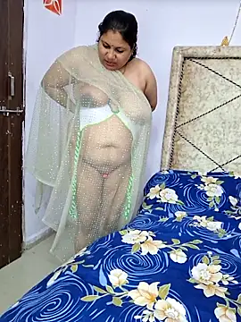 MOM-SUN-COUPLE online show from 11, 2, 2025