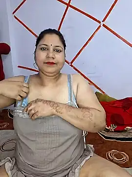 MOM-SUN-COUPLE online show from 5, 2, 2025