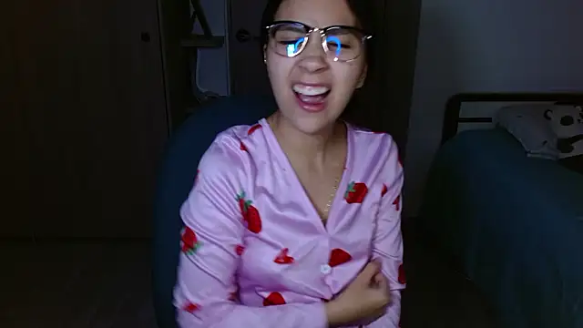 mia  lopez  online show from 25, 2, 2026