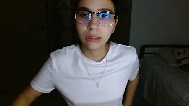 mia  lopez  online show from 21, 3, 2026