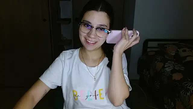 mia  lopez  online show from 6, 5, 2026
