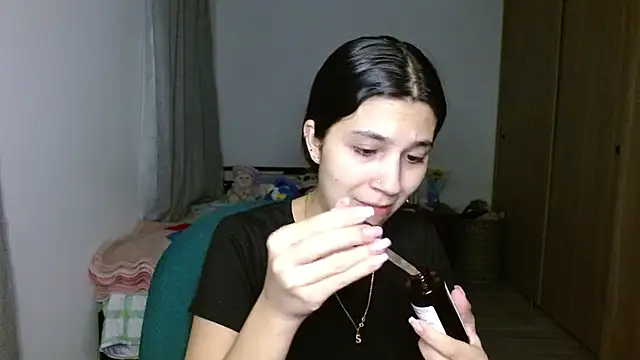 mia  lopez  online show from 20, 9, 2025