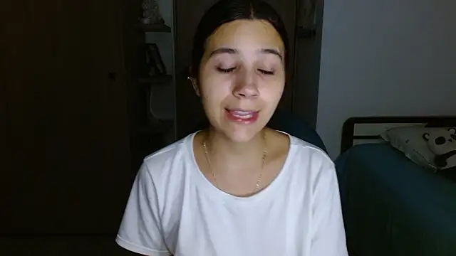 mia  lopez  online show from 6, 2, 2026