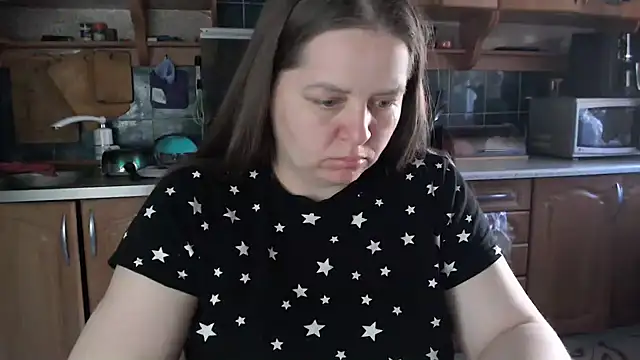 Snapshot of uliastar chatting on 21, 6, 2026 uliastar online show from 21, 6, 2026