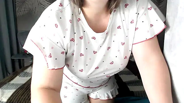 uliastar online show from 10, 9, 2025