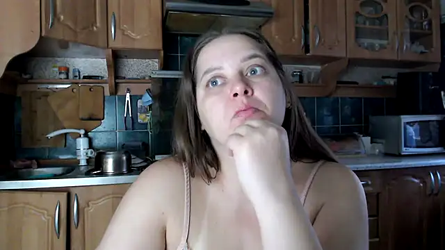 uliastar online show from 11, 10, 2025