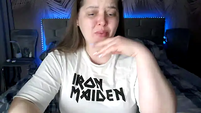 uliastar online show from 25, 3, 2026