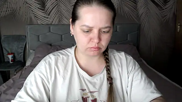 uliastar online show from 21, 3, 2025