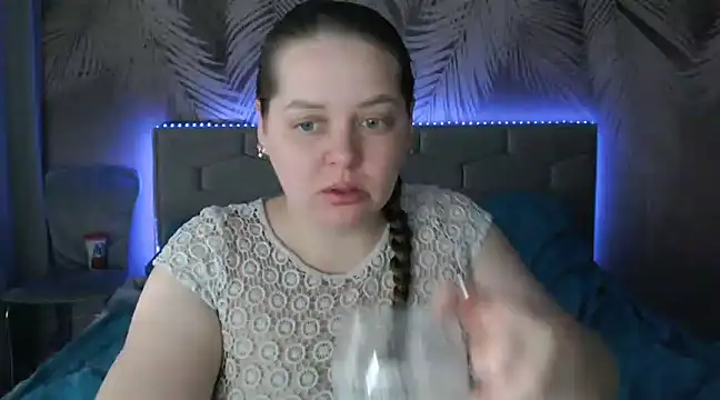 uliastar online show from 9, 3, 2025