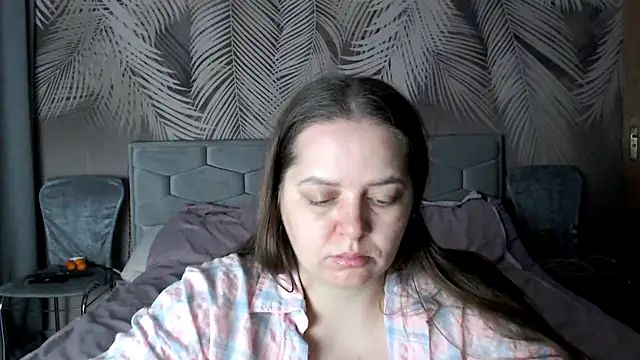 uliastar online show from 5, 12, 2025