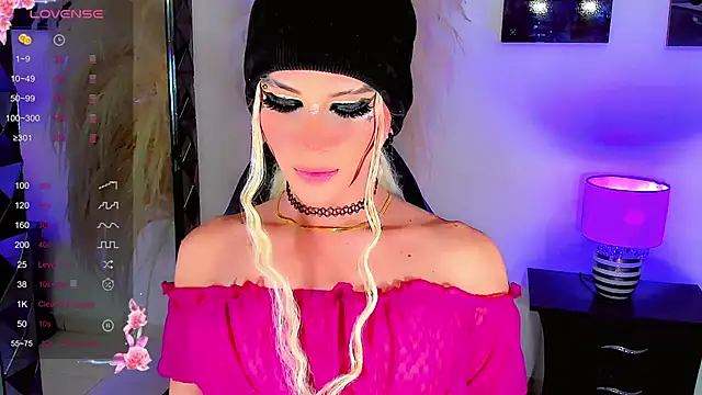 harrleyhott21 online show from 16, 2, 2025