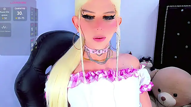 harrleyhott21 online show from 2, 3, 2025