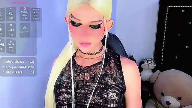 harrleyhott21 online show from 5, 3, 2025