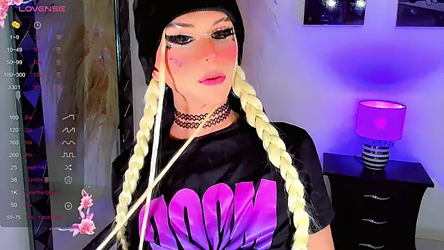 harrleyhott21 online show from 12, 2, 2025