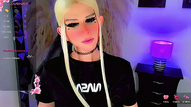 harrleyhott21 online show from 19, 2, 2025