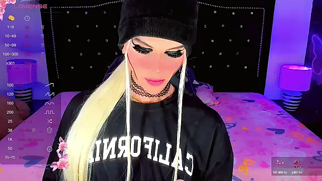 harrleyhott21 online show from 26, 2, 2025