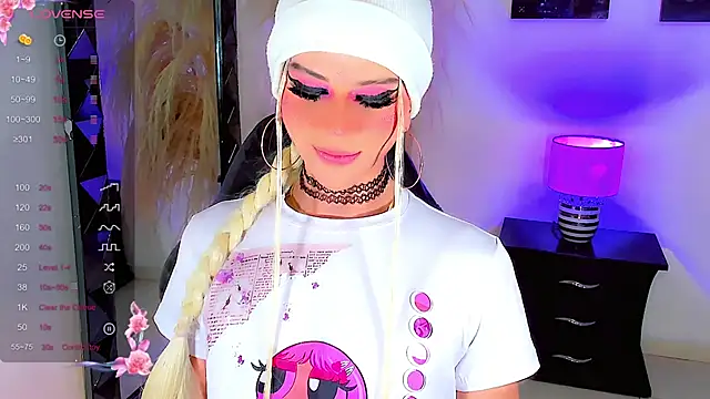 harrleyhott21 online show from 11, 2, 2025