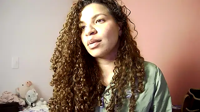 gatubelahot online show from 25, 3, 2026