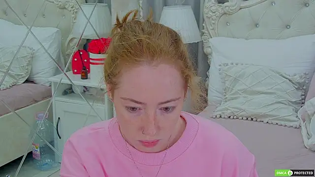 TinaBrook online show from 19, 9, 2025