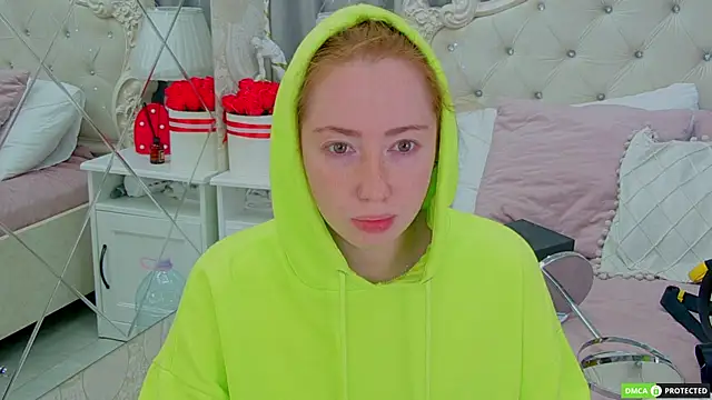 TinaBrook online show from 22, 9, 2025