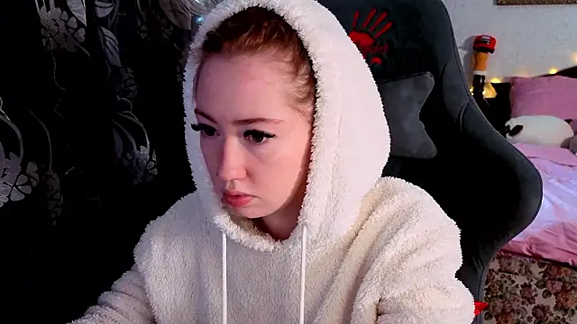 TinaBrook online show from 12, 2, 2026