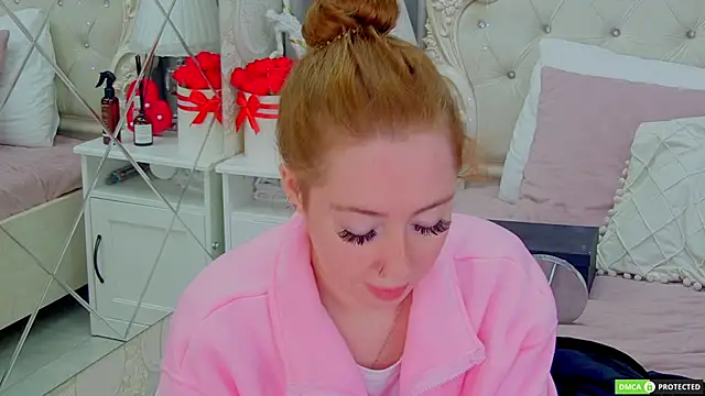 TinaBrook online show from 29, 9, 2025