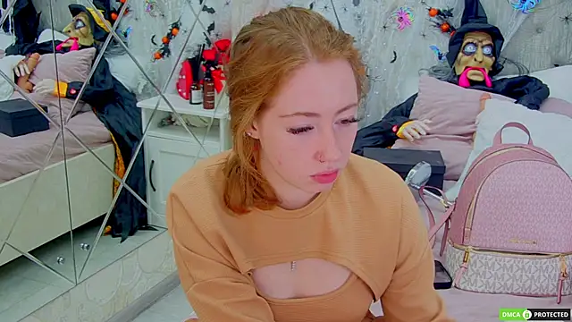 TinaBrook online show from 28, 10, 2025