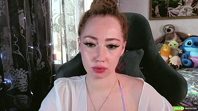 TinaBrook online show from 28, 4, 2026