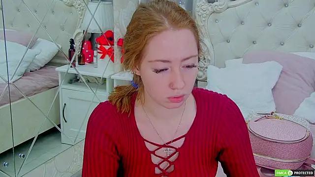 TinaBrook online show from 10, 11, 2025