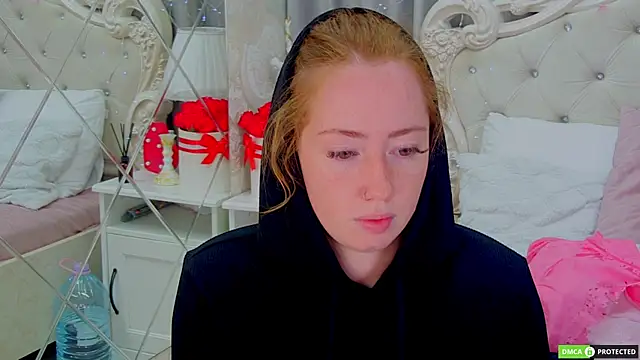 TinaBrook online show from 9, 9, 2025