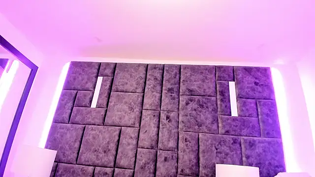 Petit-Rosse online show from 23, 1, 2025