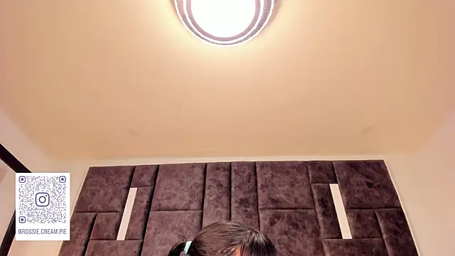 Petit-Rosse online show from 5, 3, 2025