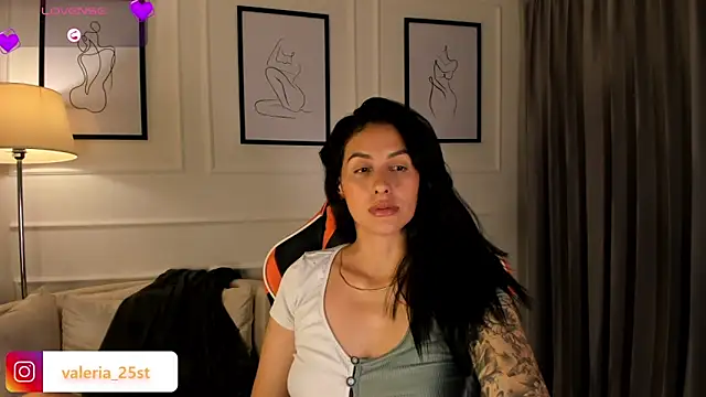 valeriia25  online show from 7, 3, 2025