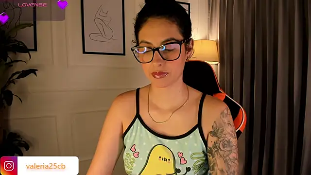 valeriia25  online show from 28, 2, 2025