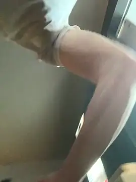 hotplombier online show from 14, 2, 2026