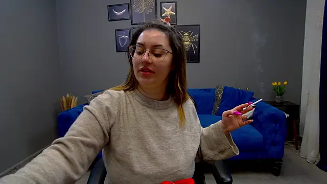 Katewalker  online show from 5, 2, 2025